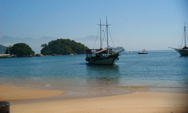 Ilha Grande Brazil boats