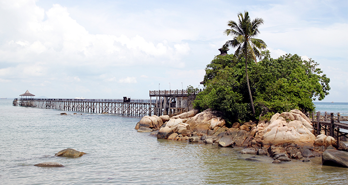 Turi Beach Batam Island Bar