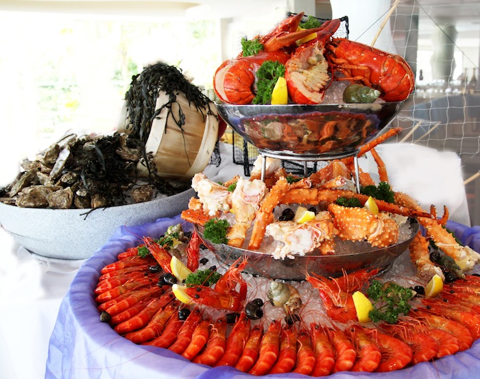 Sunday Garden Party by the Sea Buffet at Shangri-La's Rasa Sentosa Resort