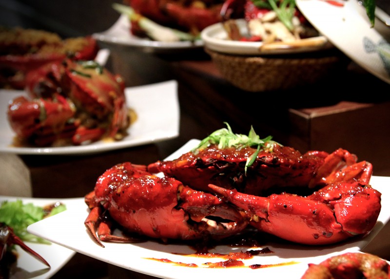 Celadon Royal Thai Cuisine Review   The Ultimate Crab Feast At Plaza Brasserie 800x573 