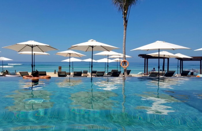 The Ritz-Carlton Bali- Pool & Private Beach