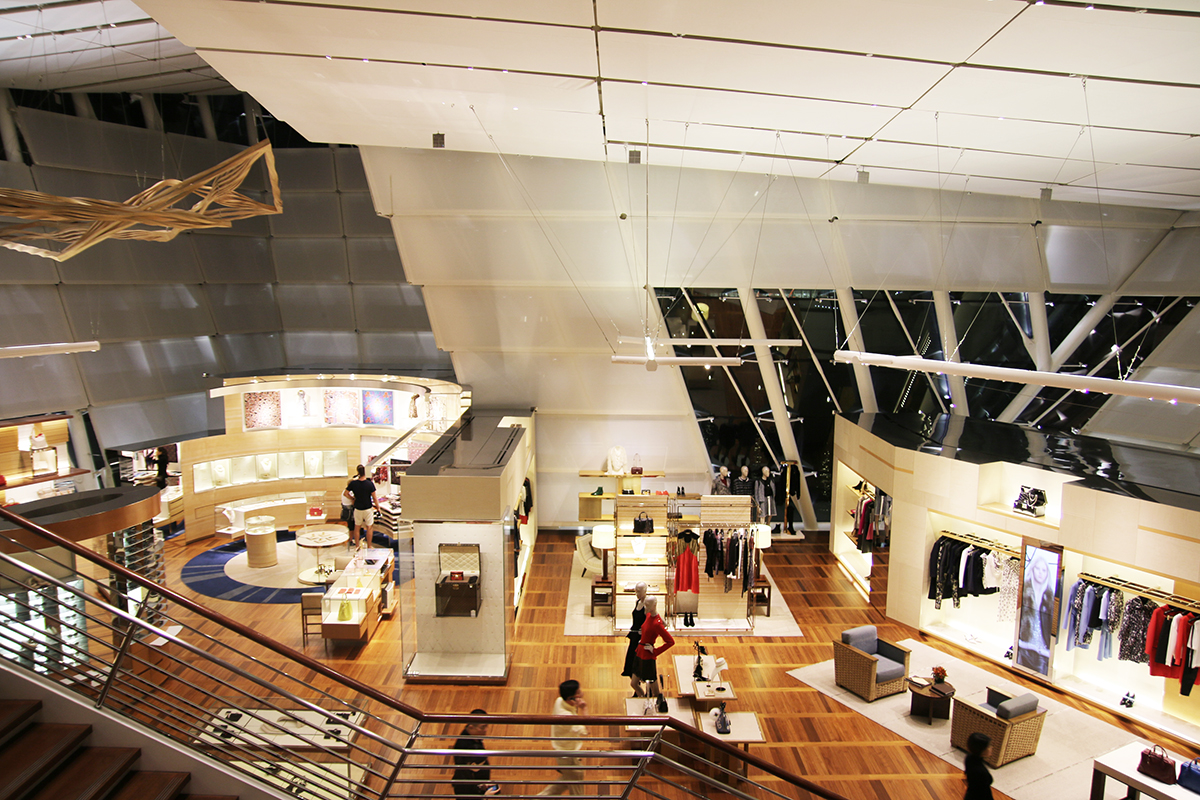 Top Things to do at Marina Bay Sands - Louis Vuitton Island - Suma - Explore Asia