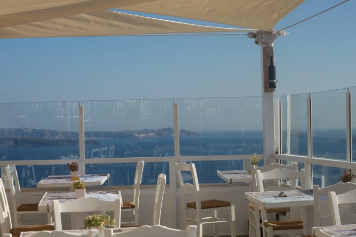 9 Reasons to Fall in Love with Santorini- Pelekanos Restaurant and Rooftop Bar