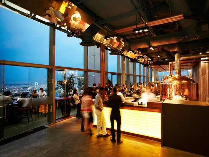 LeVeL33 Craft-Brewery Restaurant and Lounge Singapore