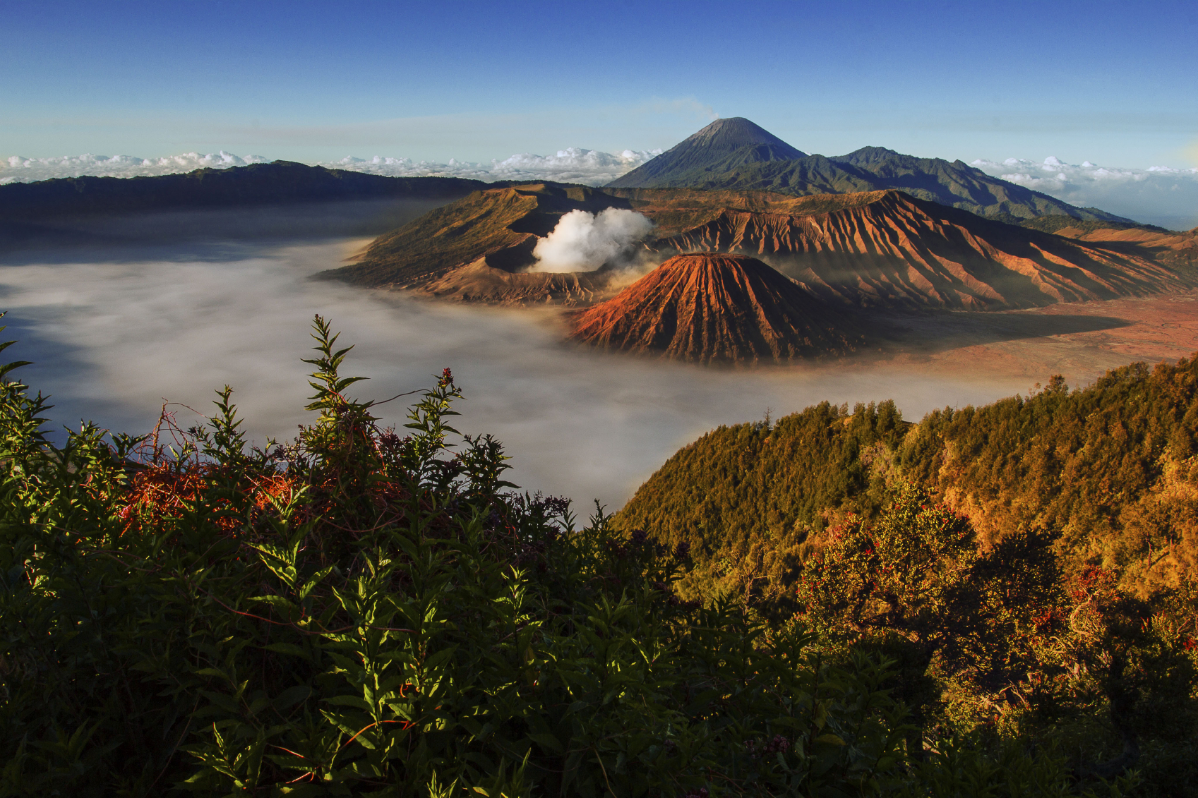 14 Spectacular Places to Visit in Indonesia