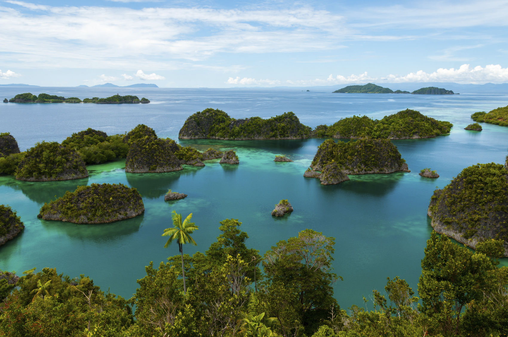 14 Spectacular Places to Visit in Indonesia