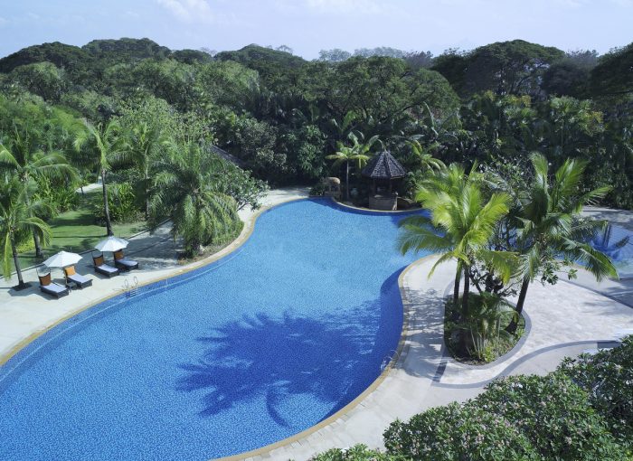 Shangri-la chiang mai Swimming Pool