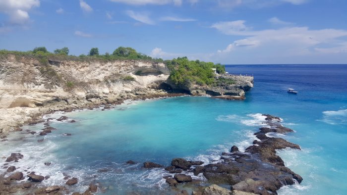 Guide to Nusa Ceningan- Blue Lagoon